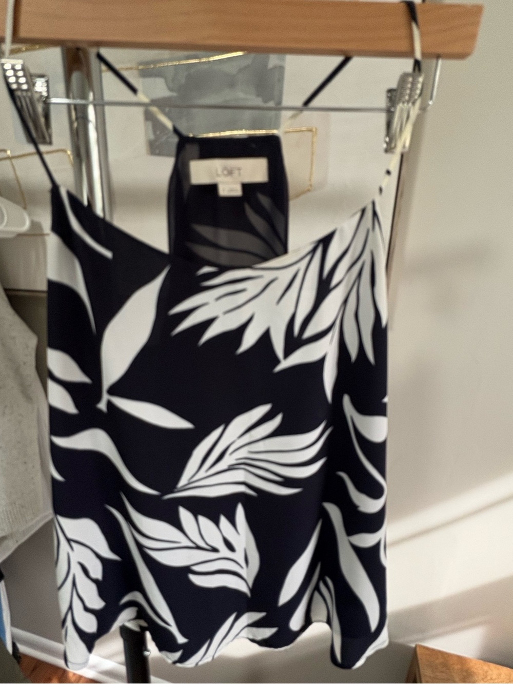 LOFT Navy & white palm print tank top